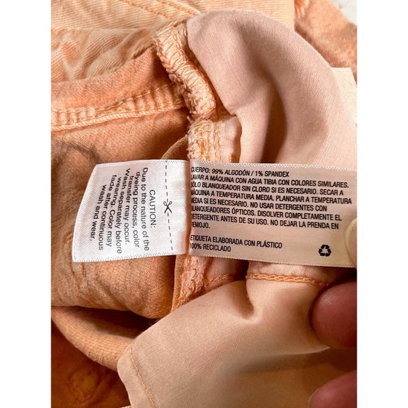 Universal Thread Women's Jeans Shorts Vintage Midi Cotton Mid Rise Peach SZ 0/25 - Picture 13 of 14